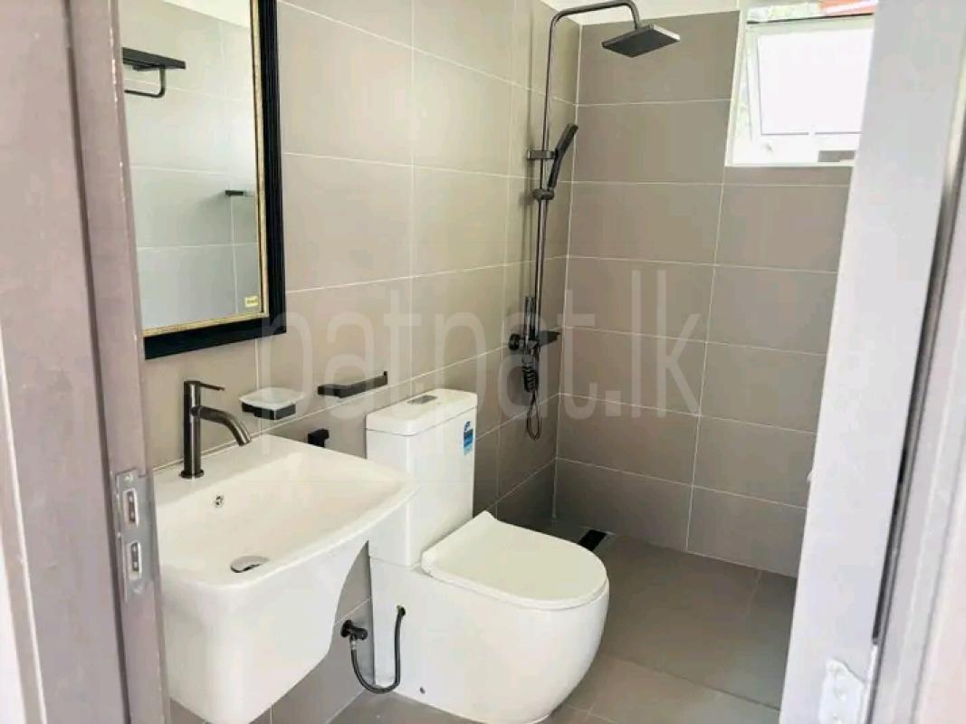 House for Sale in Yakkala