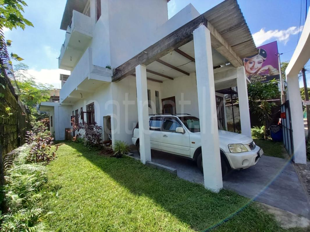 House for Sale in Boralesgamuwa