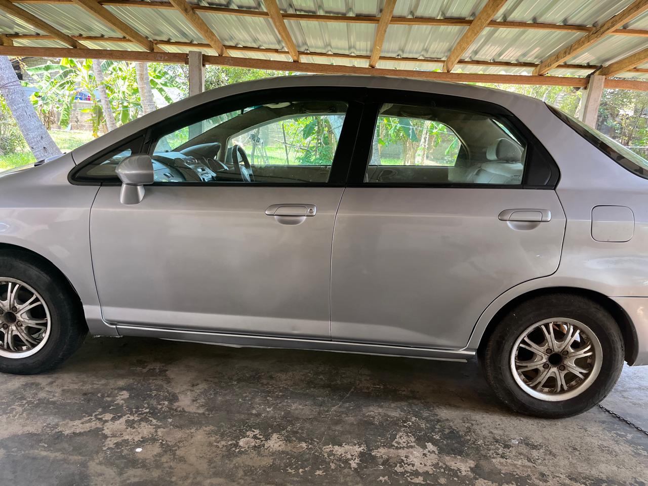 Honda Fit 2004 - பயன்படுத்தப்பட்டது கார் sale in Sri Lanka - patpat.lk