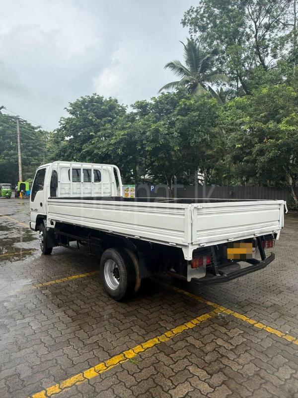 Advertisement image 6