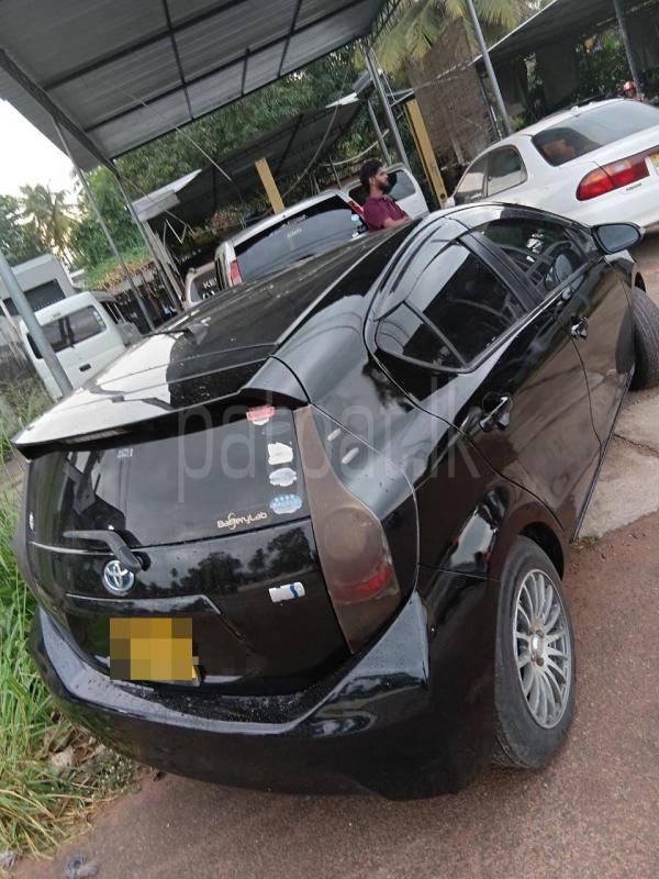 Toyota Aqua 2012 - பயன்படுத்தப்பட்டது கார் sale in Sri Lanka - patpat.lk