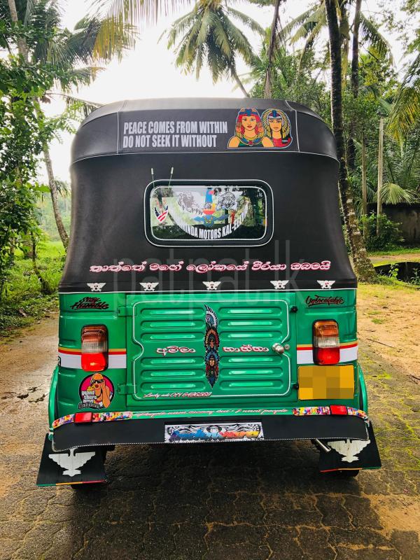 Bajaj Three Wheel 2006 - பயன்படுத்தப்பட்டது முச்சக்கர வண்டி sale in Sri Lanka - patpat.lk