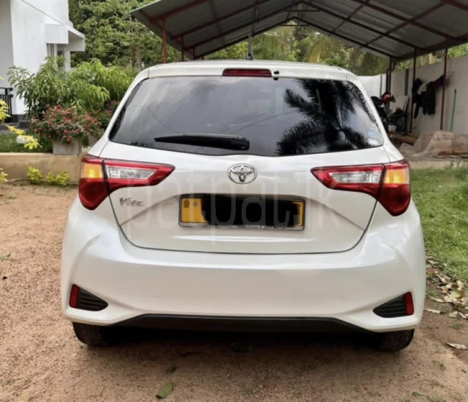 Toyota Vitz 2019 - பயன்படுத்தப்பட்டது கார் sale in Sri Lanka - patpat.lk
