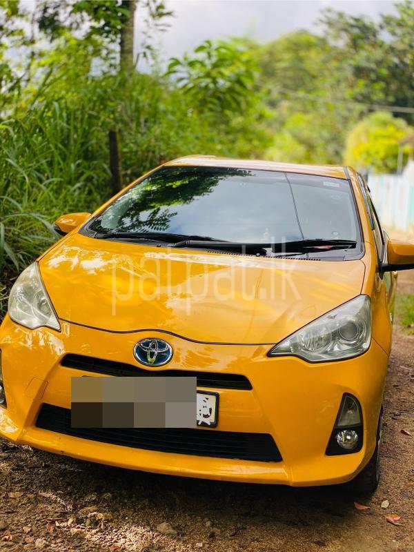 Toyota Aqua 2014 - பயன்படுத்தப்பட்டது கார் sale in Sri Lanka - patpat.lk