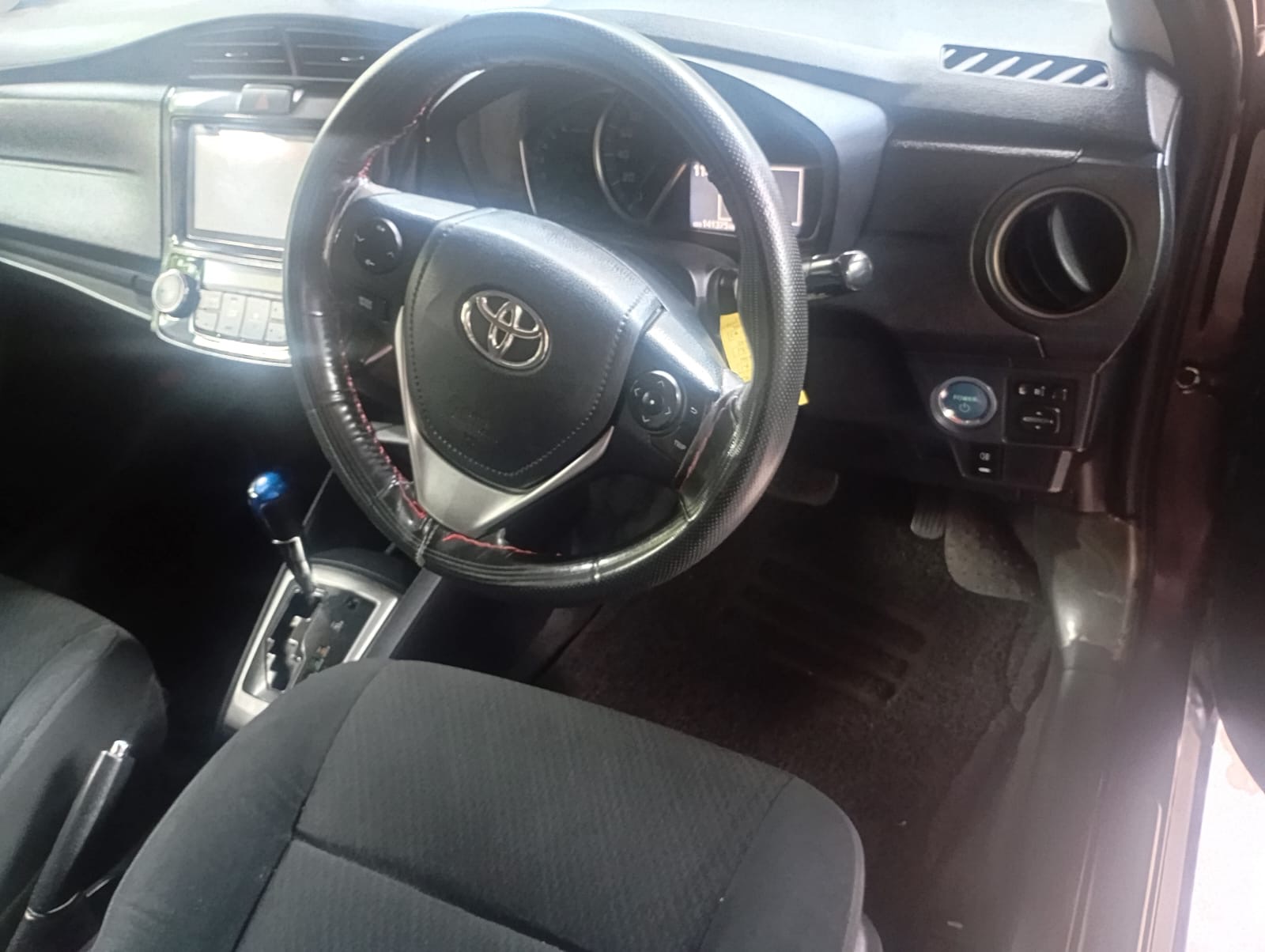 Toyota Axio 2014 - භාවිතා කරන ලද කාර් sale in Sri Lanka - patpat.lk