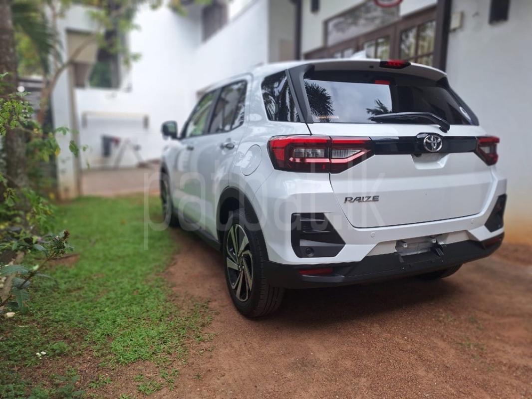 Advertisement image 6