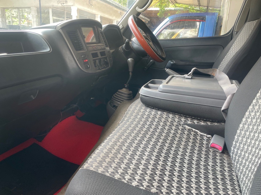 Nissan Caravan 2008 - Used Van sale in Sri Lanka - patpat.lk