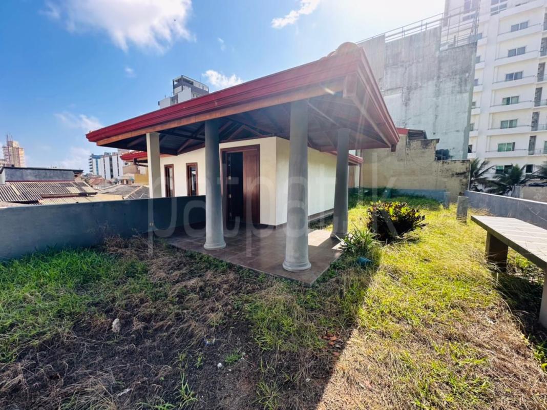 House for Sale in Kollupitiya (Colombo 03)