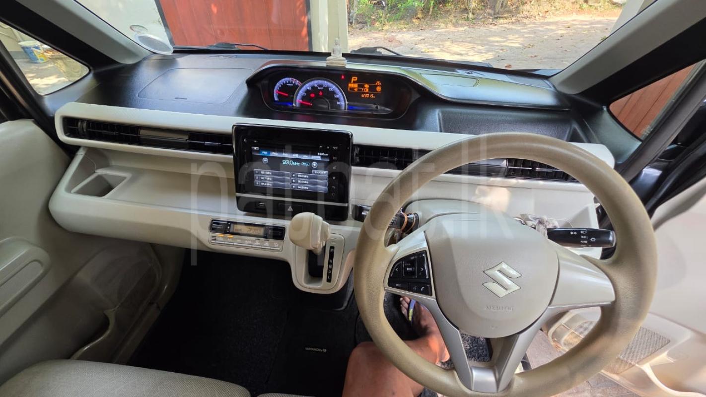 Suzuki Wagon R 2017 - பயன்படுத்தப்பட்டது கார் sale in Sri Lanka - patpat.lk