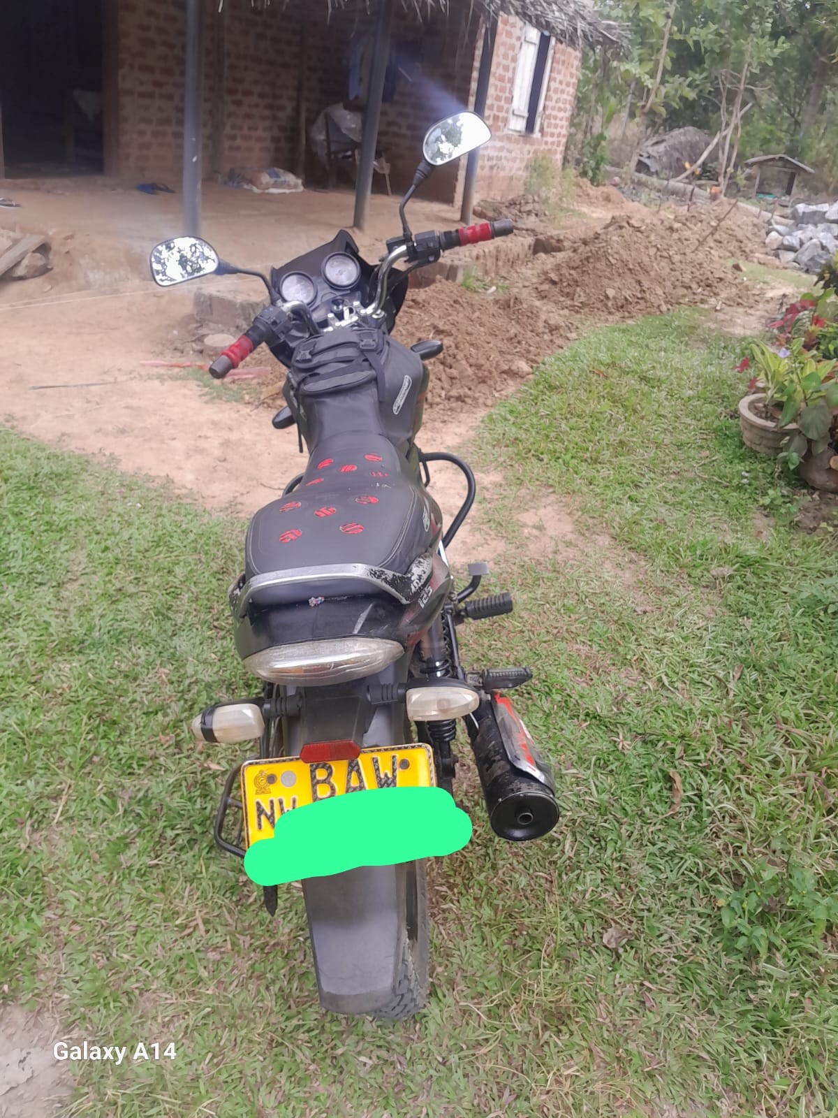 Bajaj Discover 2014 - Used Bike sale in Sri Lanka - patpat.lk