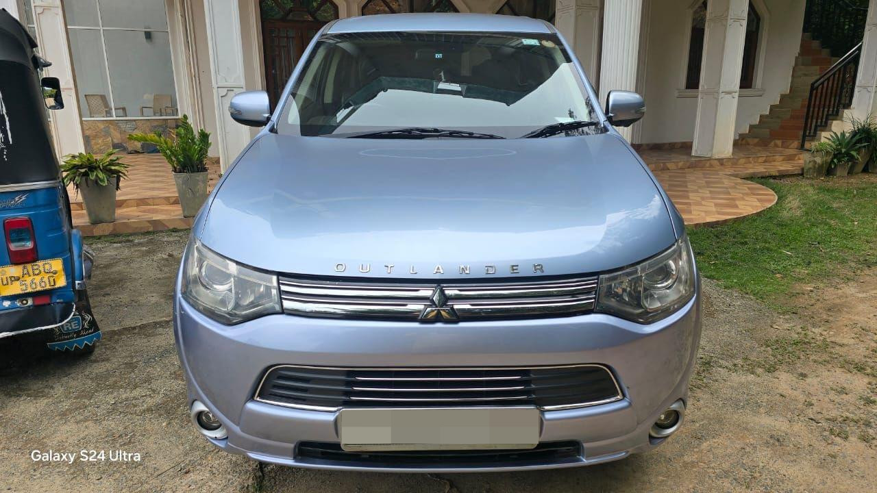 Mitsubishi Outlander 2014 - Used SUV sale in Sri Lanka - patpat.lk