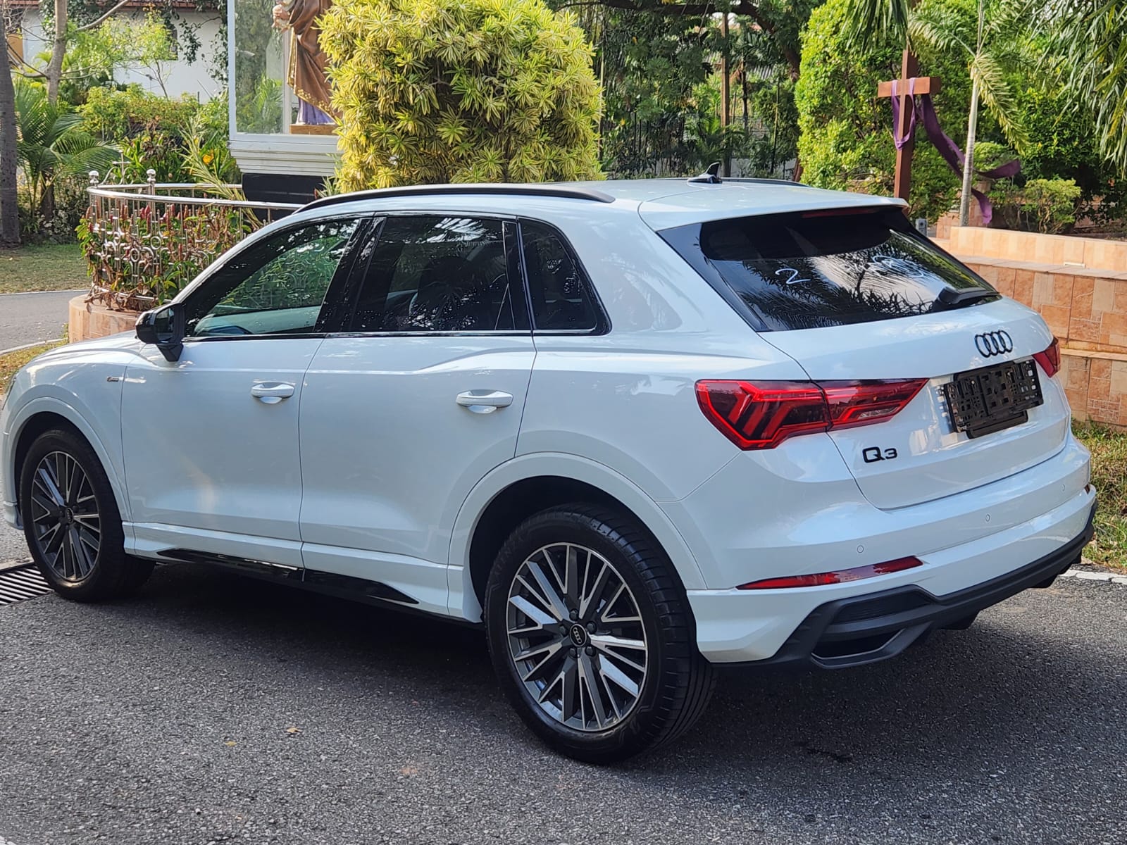 Audi Q3 2023 - භාවිතා කරන ලද කාර් sale in Sri Lanka - patpat.lk
