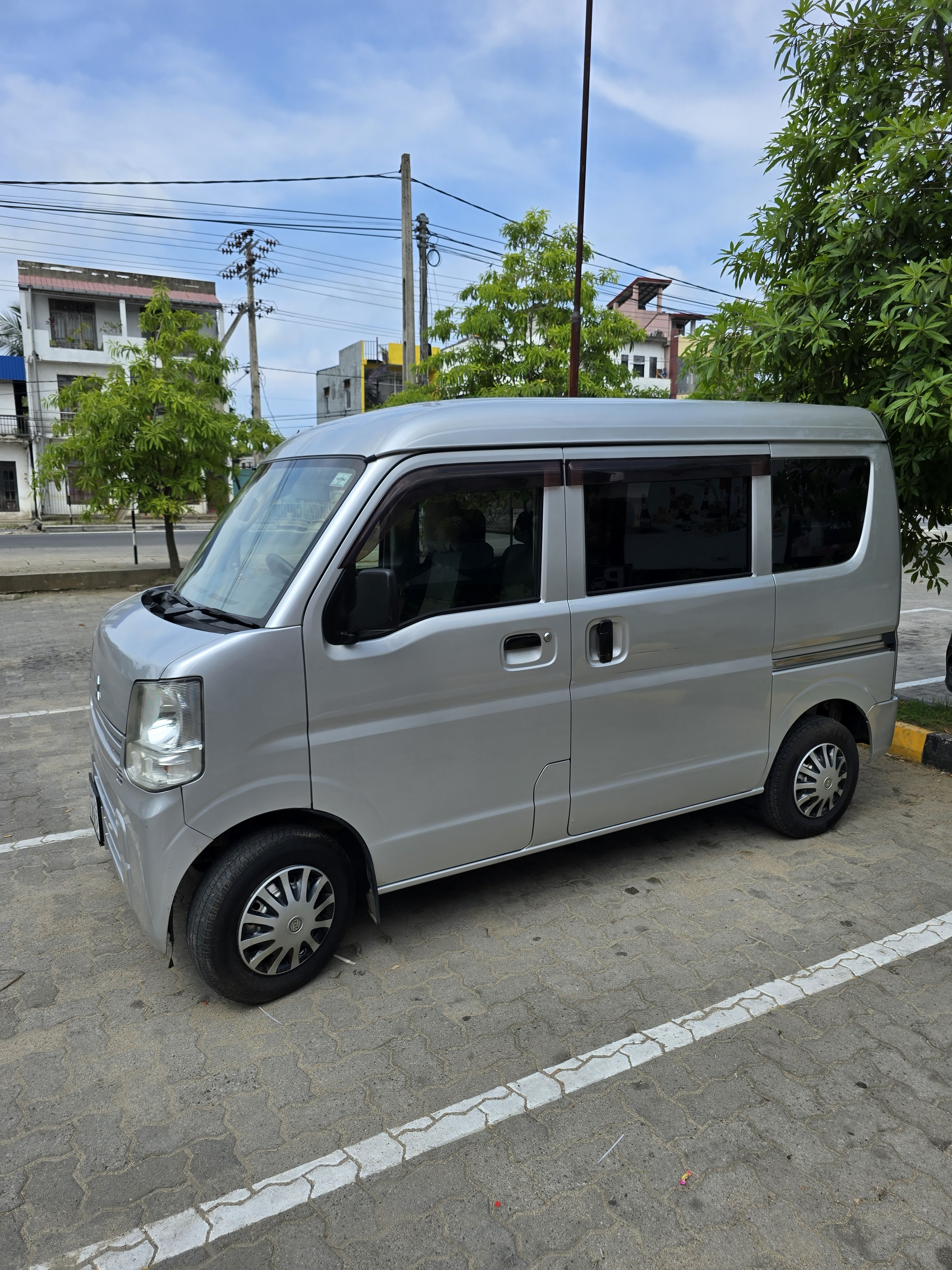 Mitsubishi Minicab 2016 - Used Van sale in Sri Lanka - patpat.lk