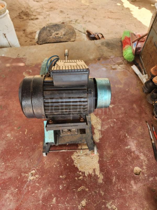 Bar Gator machine ads-image-1