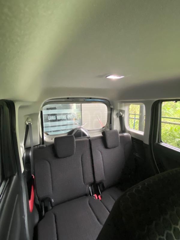 Advertisement image 6