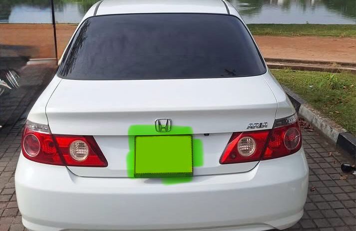 Honda Fit 2007 - பயன்படுத்தப்பட்டது கார் sale in Sri Lanka - patpat.lk