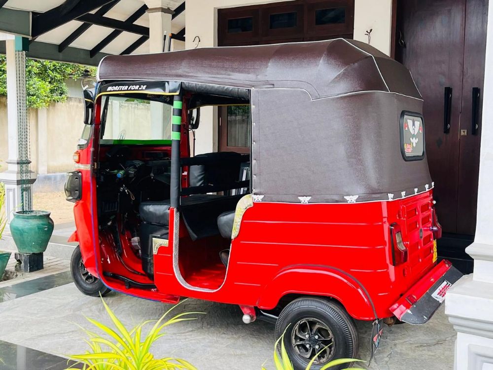 Bajaj Three Wheel 2016 - Used Three wheeler sale in Sri Lanka - patpat.lk