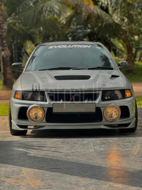 Mitsubishi Lancer 2003 - பயன்படுத்தப்பட்டது கார் sale in Sri Lanka - patpat.lk