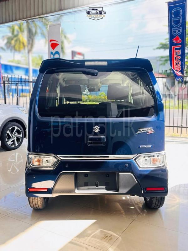 Advertisement image 4