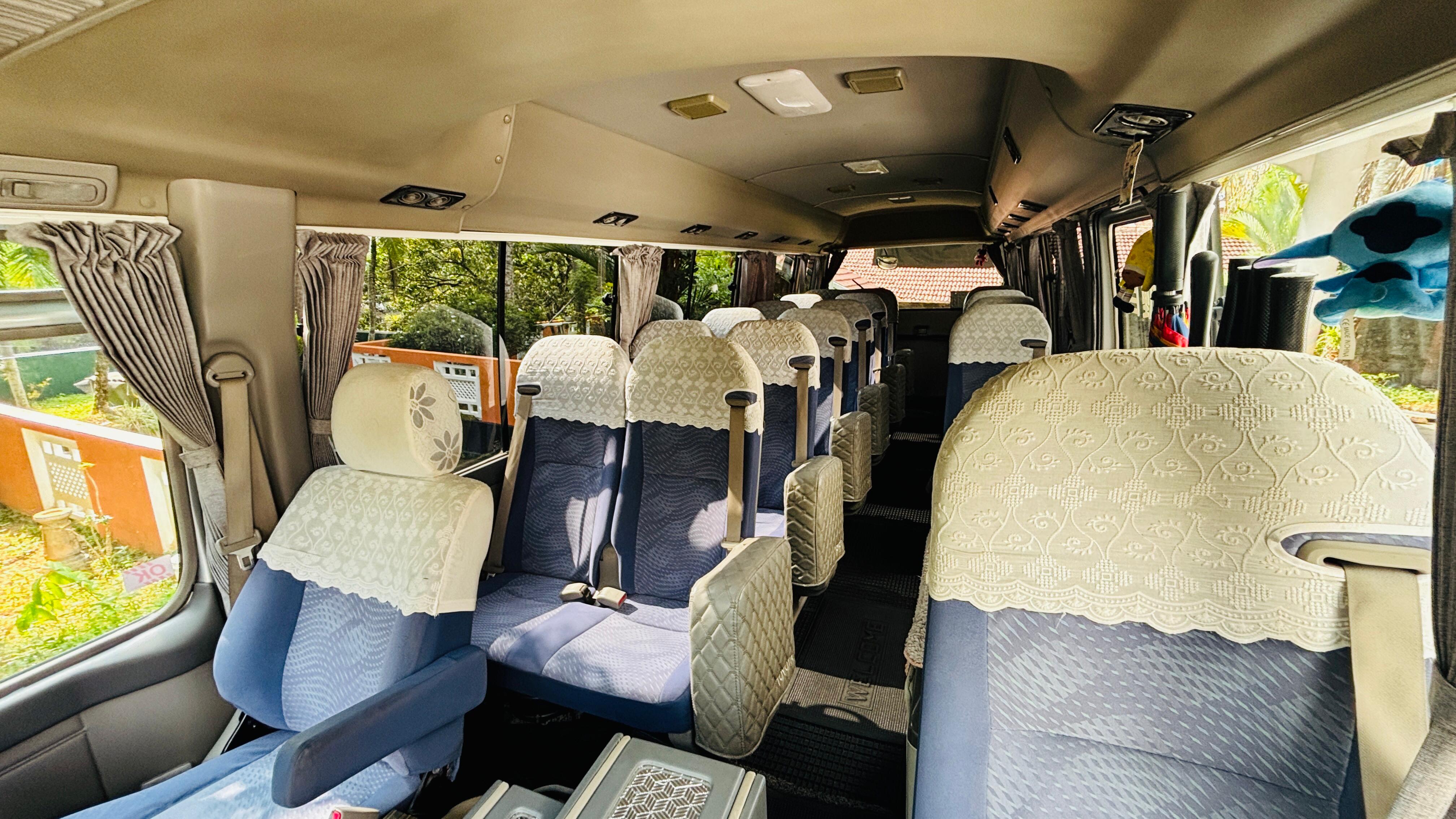 Toyota Coaster 2015 - பயன்படுத்தப்பட்டது பஸ் sale in Sri Lanka - patpat.lk