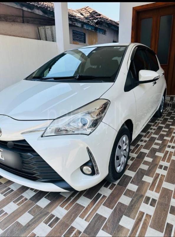 Toyota Vitz 2019 - பயன்படுத்தப்பட்டது கார் sale in Sri Lanka - patpat.lk