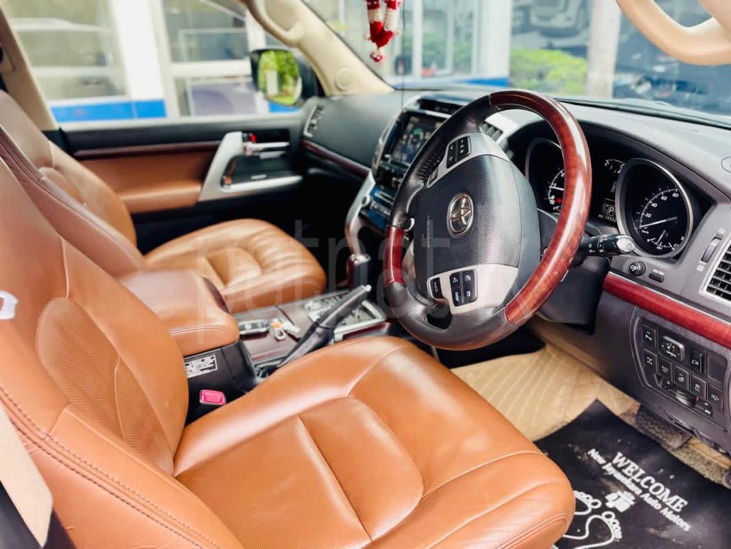 Advertisement image 5