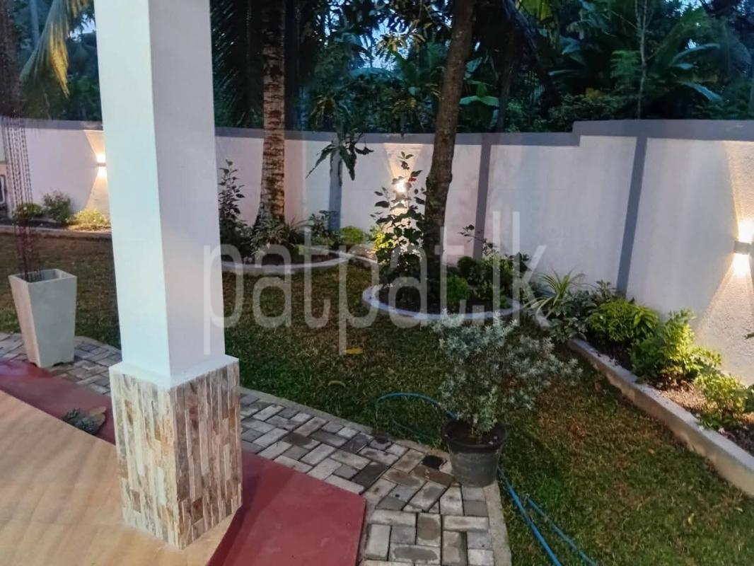 House for Sale in Naranwala