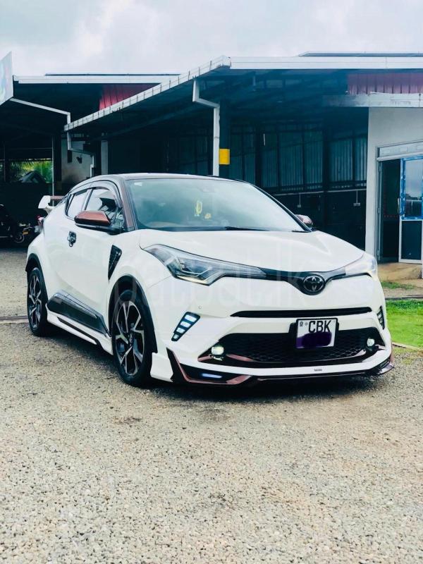 Toyota CHR 2020 - Used SUV sale in Sri Lanka - patpat.lk