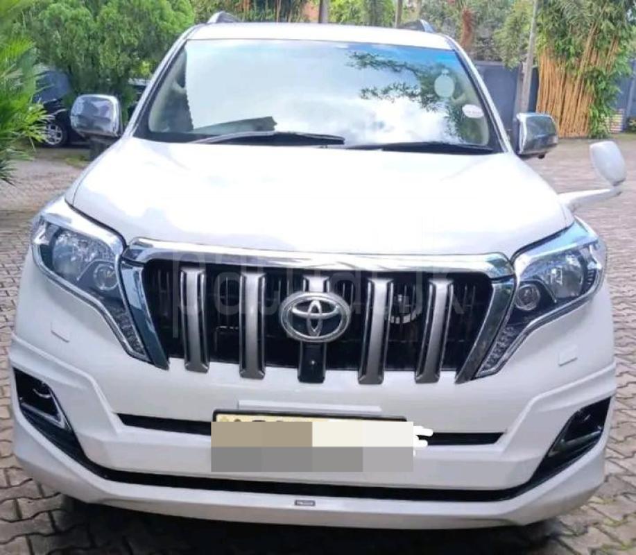 Toyota Land Cruiser 2015 - பயன்படுத்தப்பட்டது SUV sale in Sri Lanka - patpat.lk