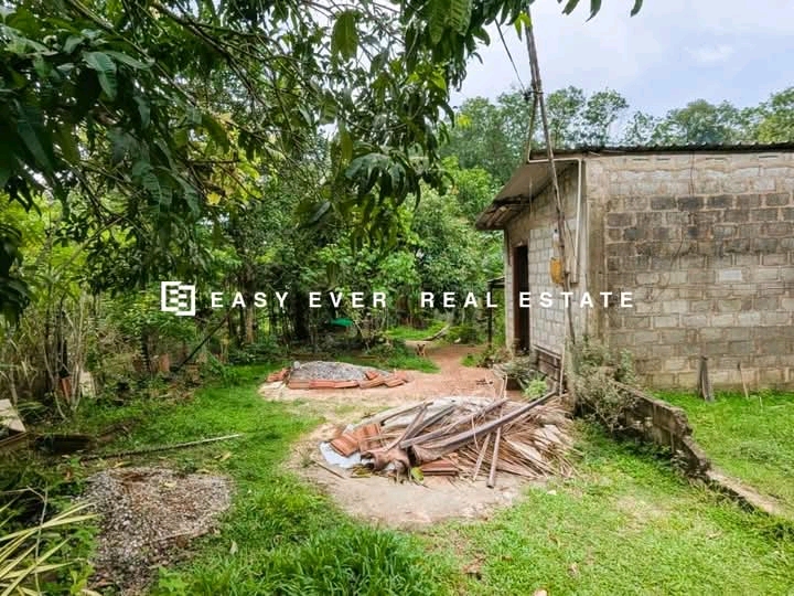 Commercial Land for Sale in Nittambuwa