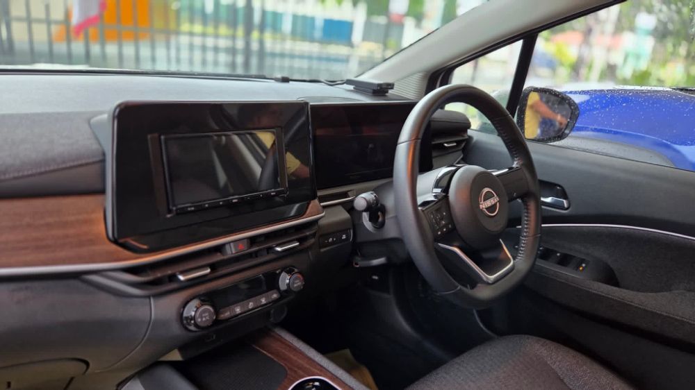 Advertisement image 1