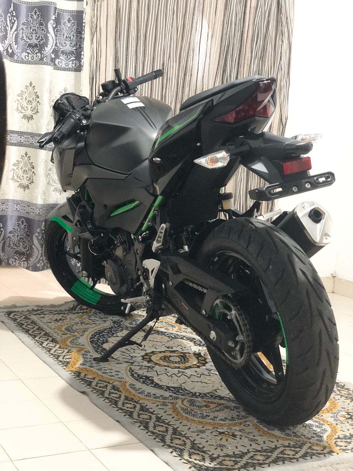 Kawasaki Z250 2025 - Brand New Bike sale in Sri Lanka - patpat.lk