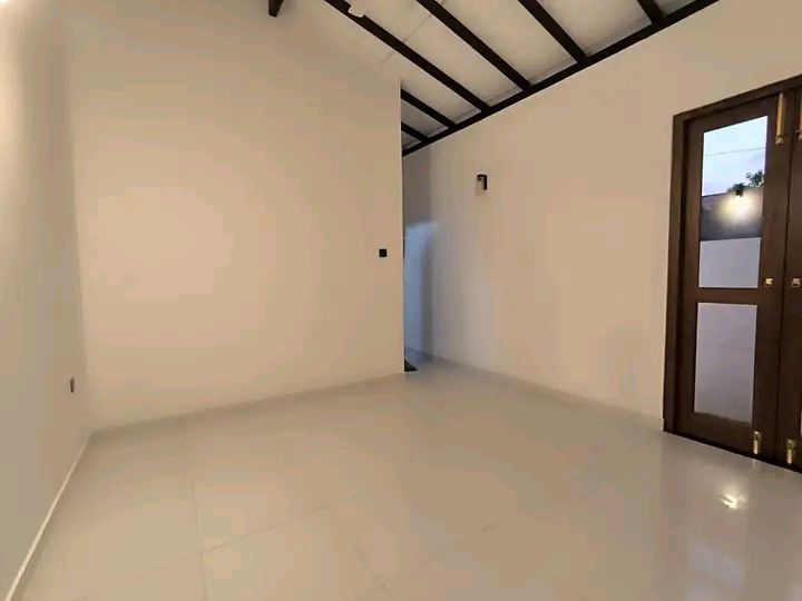 House for Sale in Athurugiriya