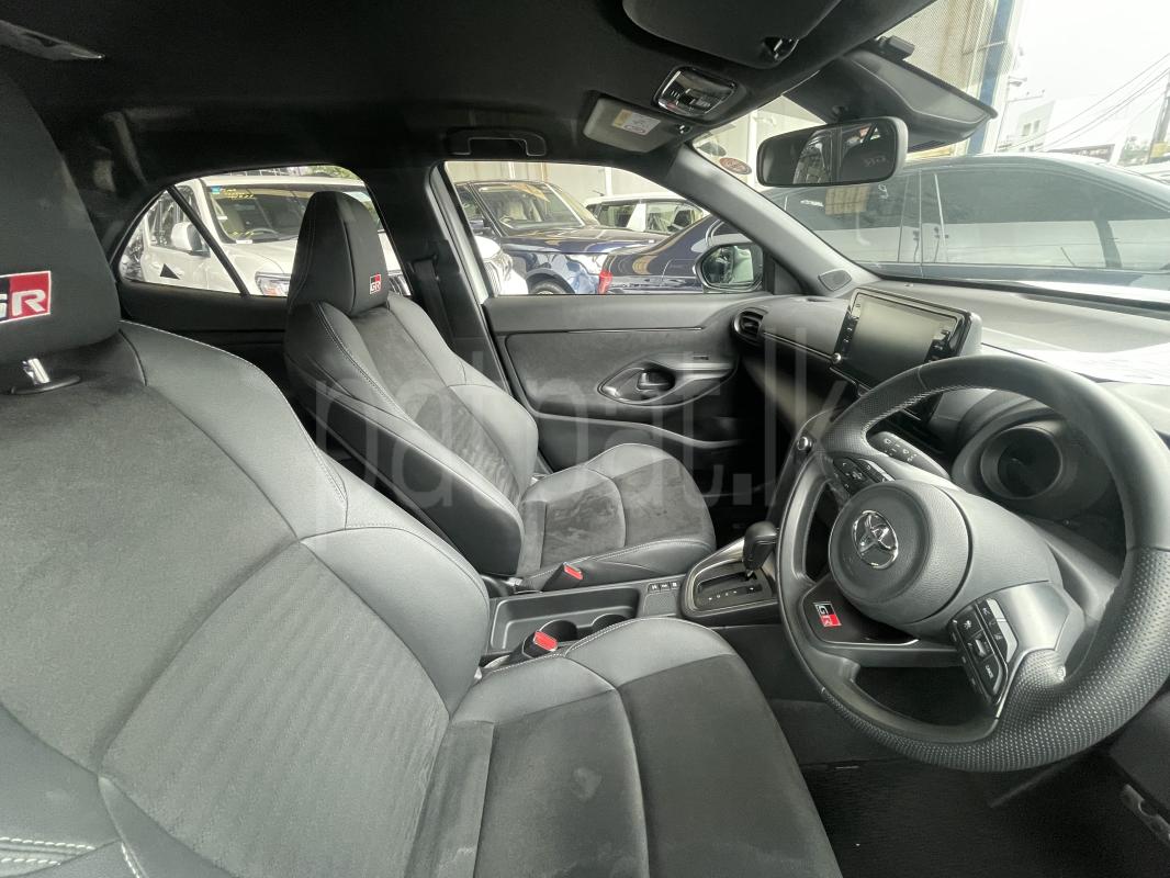 Toyota Yaris Cross 2023 - மறுசீரமைக்கப்பட்டது SUV sale in Sri Lanka - patpat.lk