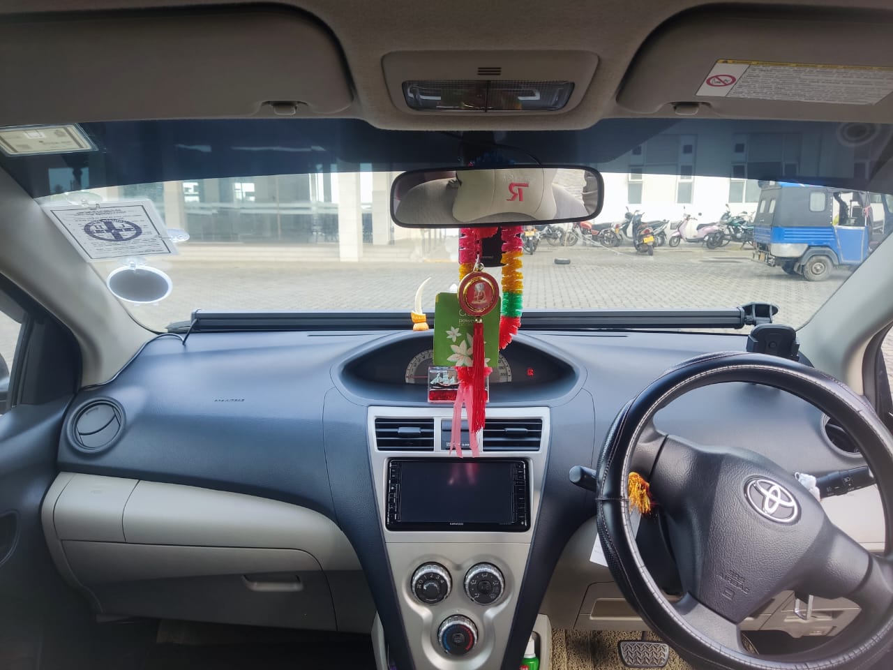 Toyota Yaris 2006 - Used Car sale in Sri Lanka - patpat.lk