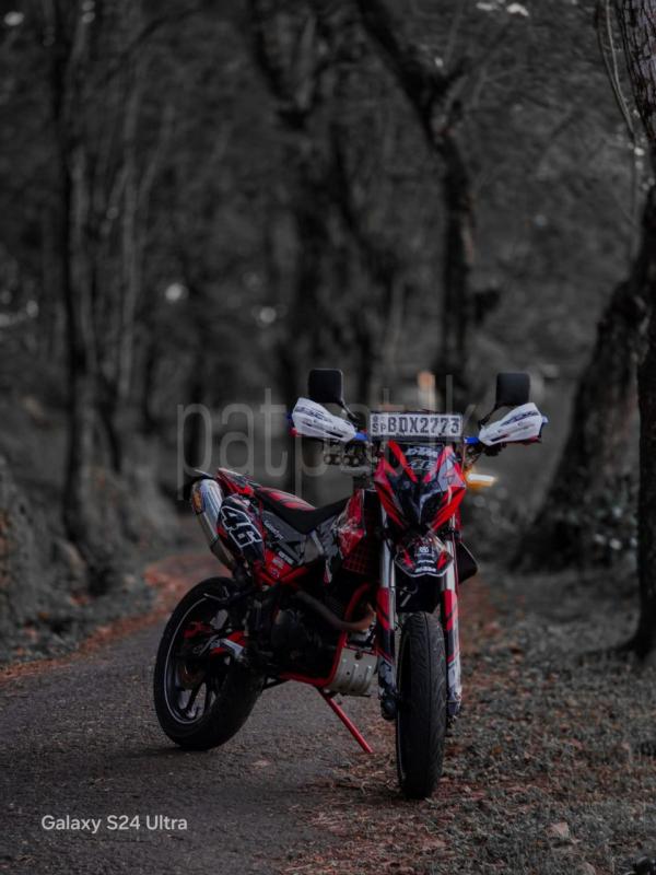 Advertisement image 6