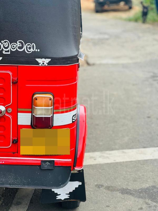 Bajaj 4 stroke 2012 - Used Three wheeler sale in Sri Lanka - patpat.lk