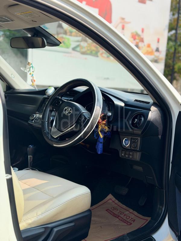 Toyota Axio 2015 - Used Car sale in Sri Lanka - patpat.lk