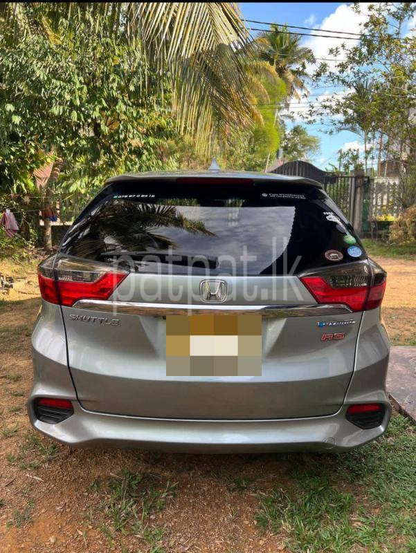 Honda Shuttle 2015 - பயன்படுத்தப்பட்டது கார் sale in Sri Lanka - patpat.lk
