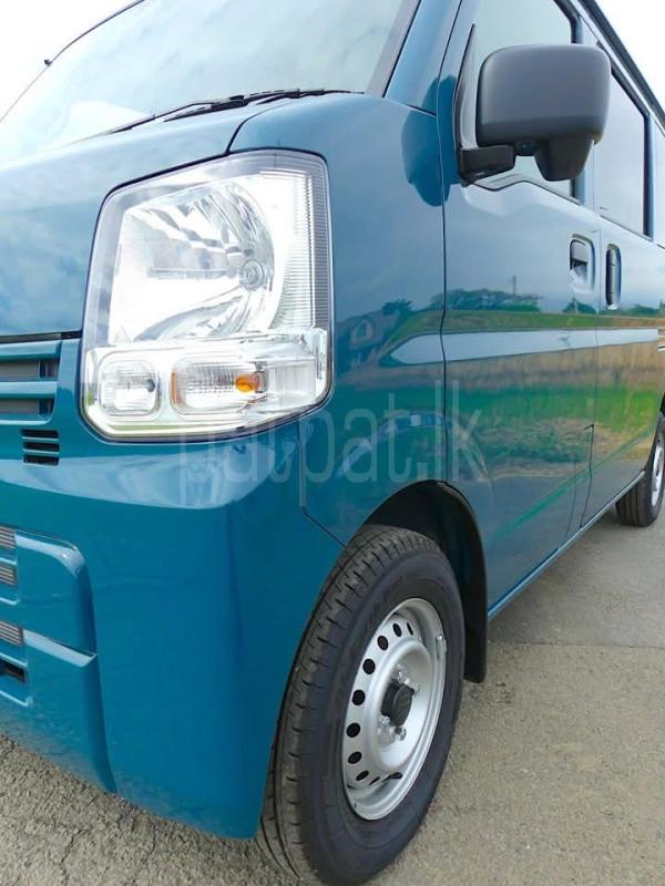 Advertisement image 6