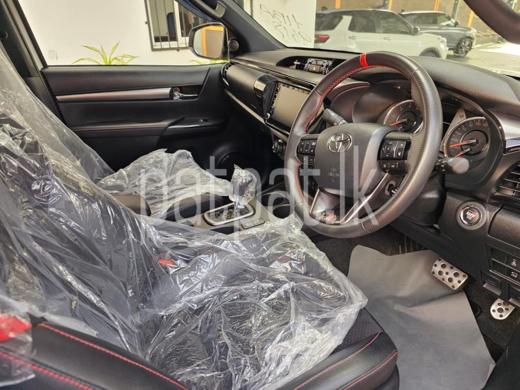 Advertisement image 6