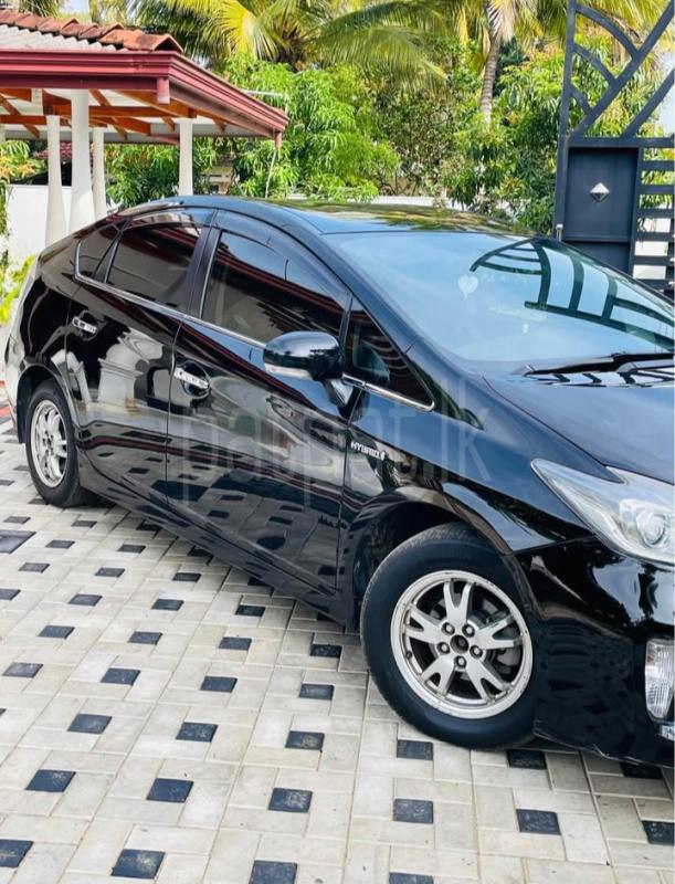 Toyota Prius 2012 - பயன்படுத்தப்பட்டது கார் sale in Sri Lanka - patpat.lk