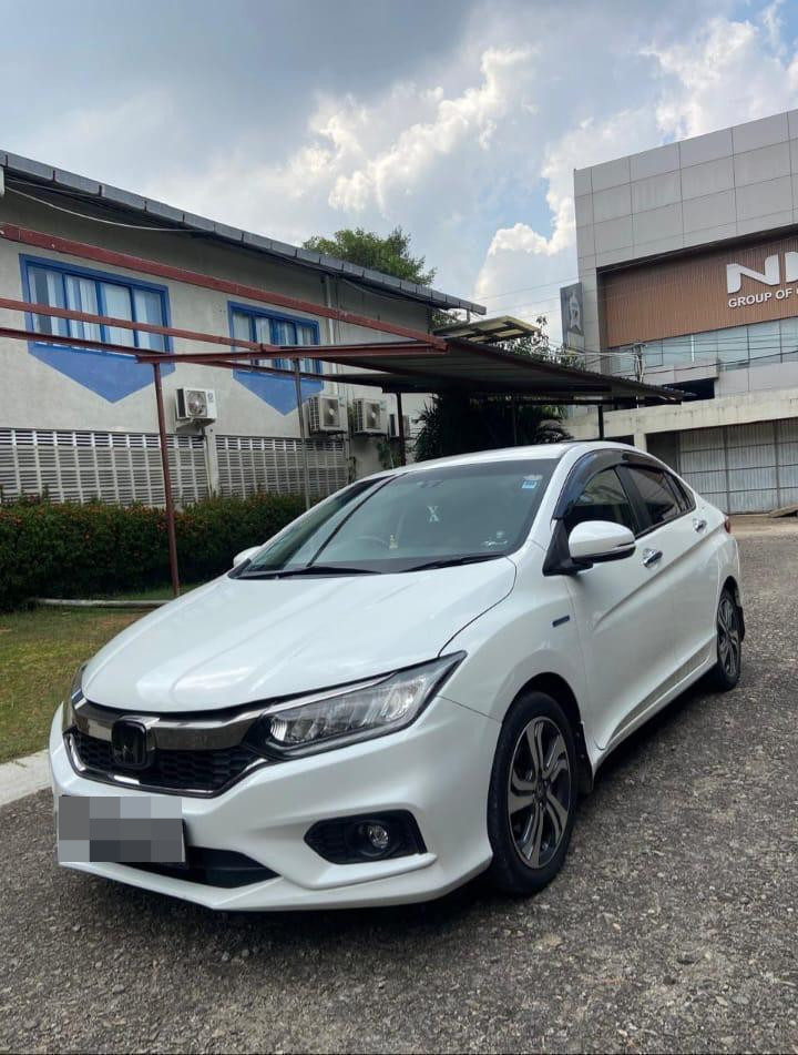 Honda Grace 2015 - Used Car sale in Sri Lanka - patpat.lk