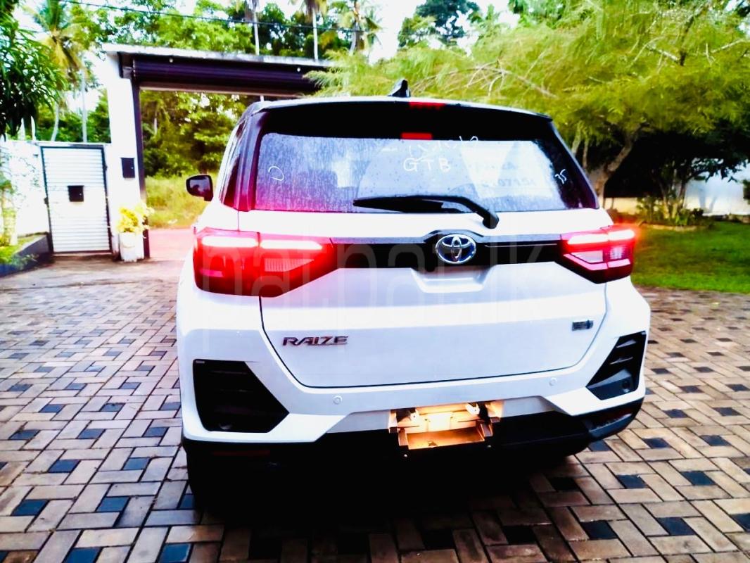 Advertisement image 4