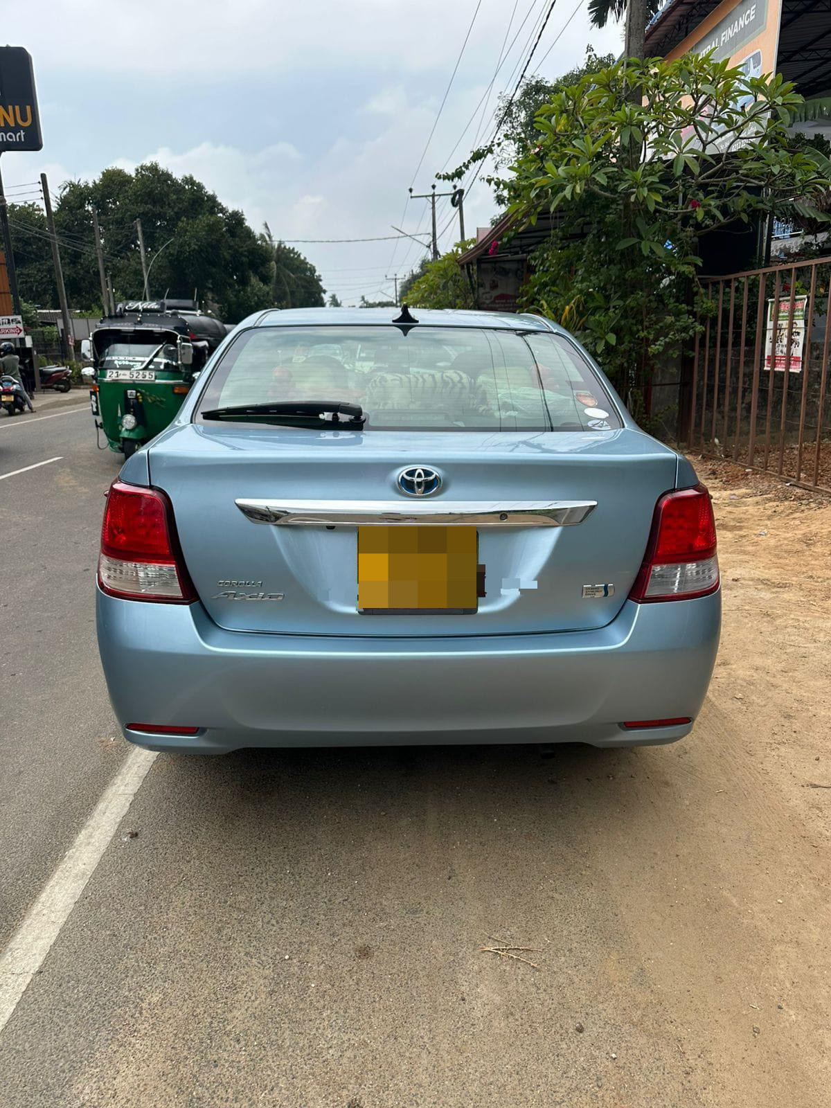 Toyota Axio 2014 - භාවිතා කරන ලද කාර් sale in Sri Lanka - patpat.lk