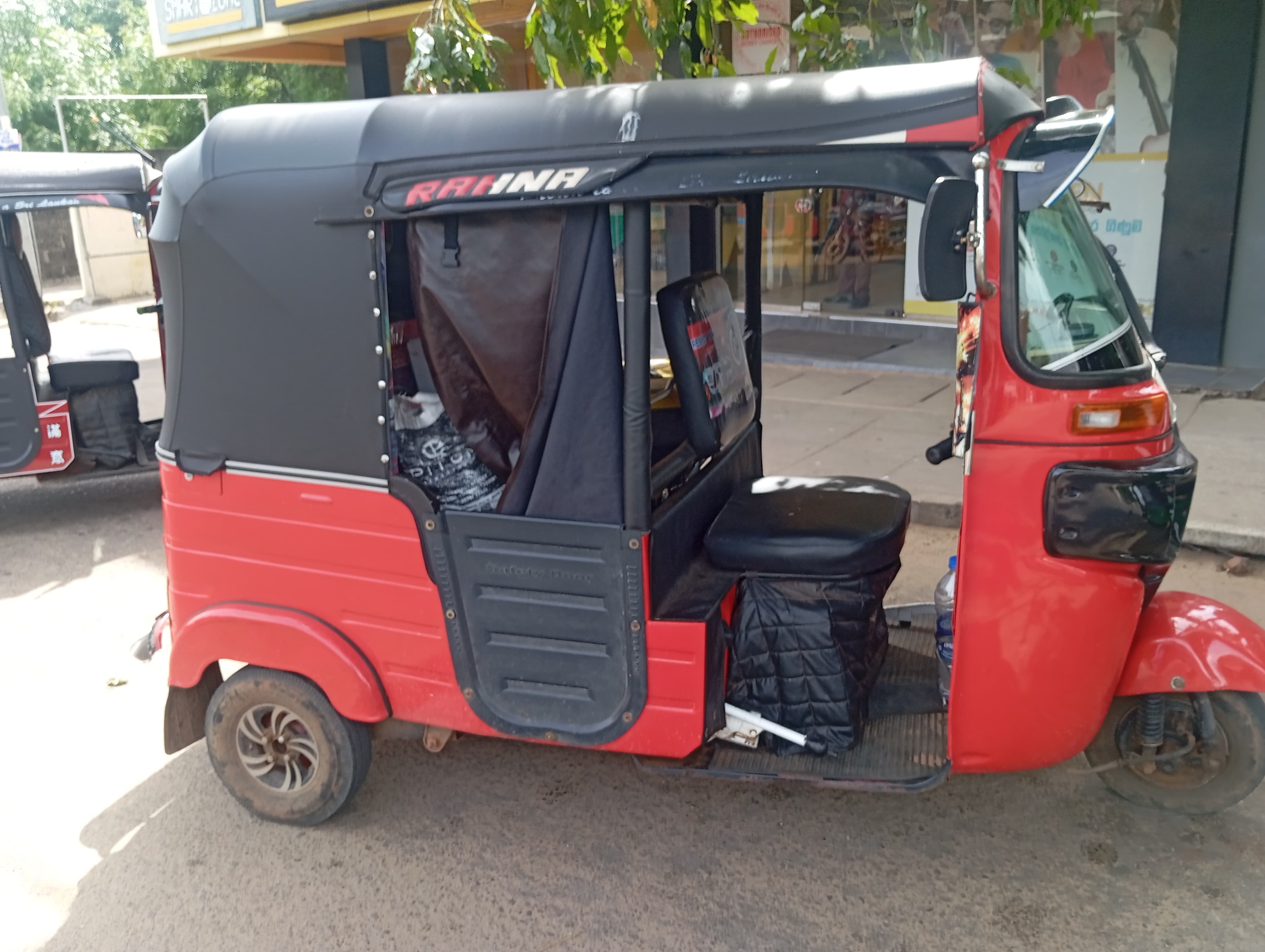 Bajaj 4 stroke 2013 - பயன்படுத்தப்பட்டது முச்சக்கர வண்டி sale in Sri Lanka - patpat.lk