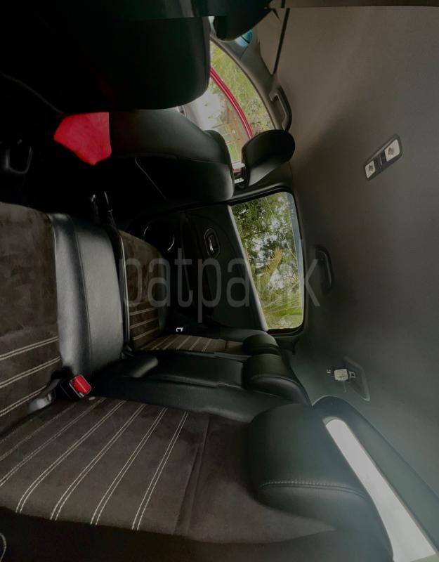 Advertisement image 6