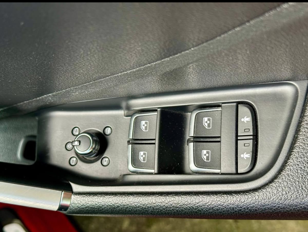 Audi Q2 2019 - பயன்படுத்தப்பட்டது SUV sale in Sri Lanka - patpat.lk