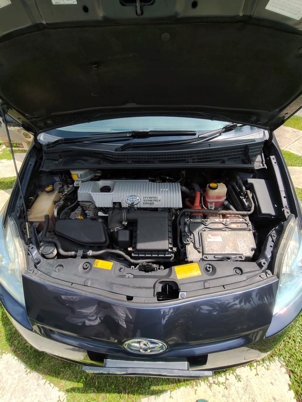 Toyota Prius 2011 - பயன்படுத்தப்பட்டது கார் sale in Sri Lanka - patpat.lk