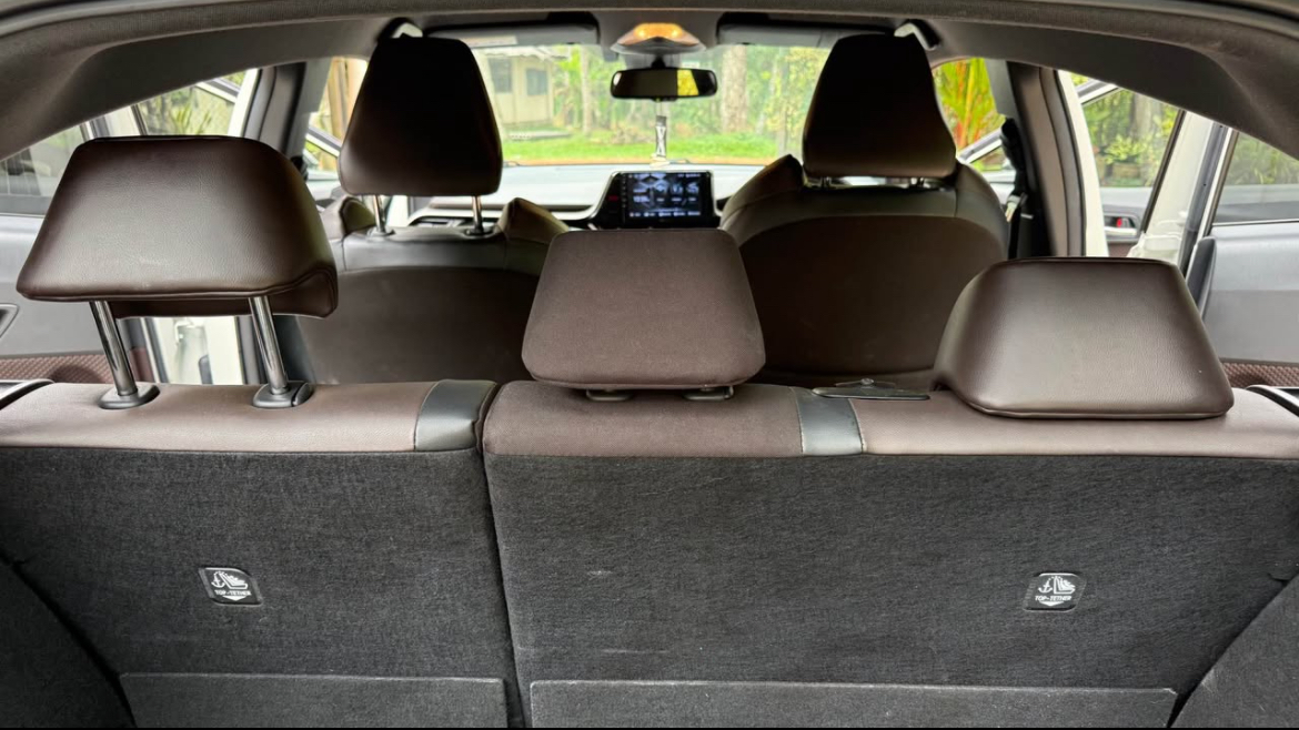 Toyota CHR 2019 - பயன்படுத்தப்பட்டது SUV sale in Sri Lanka - patpat.lk